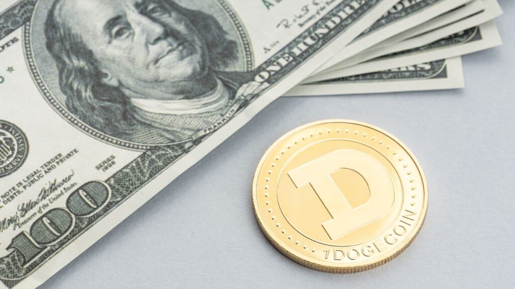 عرض دیجیتال دوجکوین در کنار دلار آمریکا